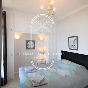 Appartement T3 Standing-splendide Vue Mer - Piscine/parking, Hyères